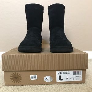 UGG Black Zip-Up Short Boots